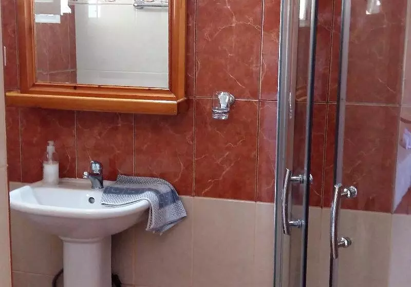 エコノミーワンルーム, Philippos Hotel Apartments
