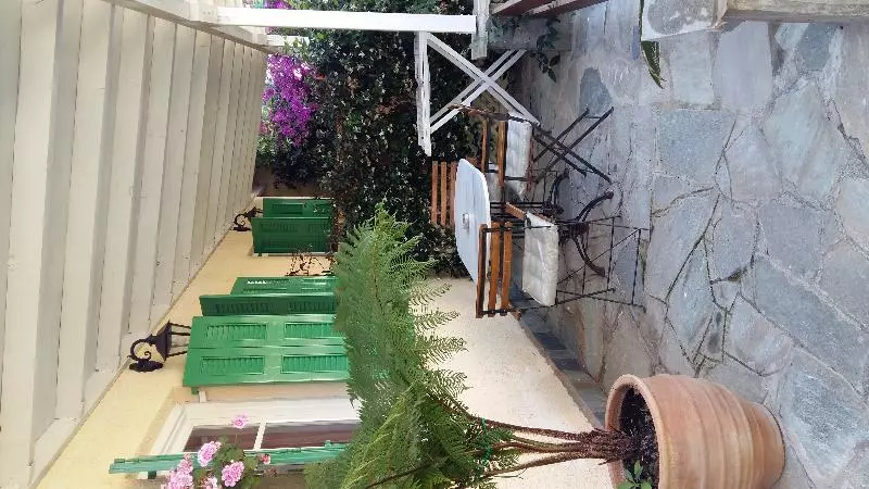 エコノミーワンルーム, Philippos Hotel Apartments