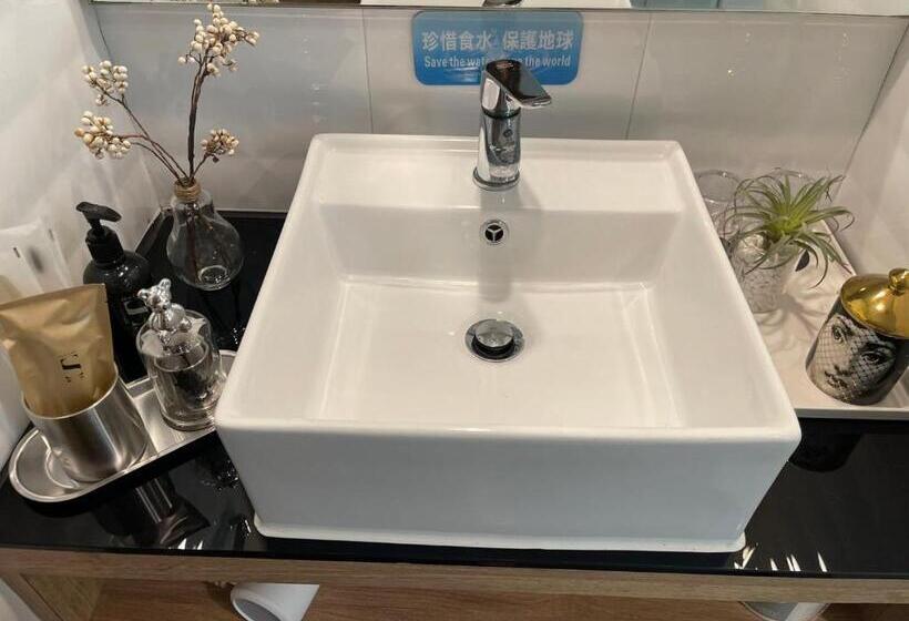 سوییت, Macau Hotel S   Formerly   Macau Hotel Sun Sun