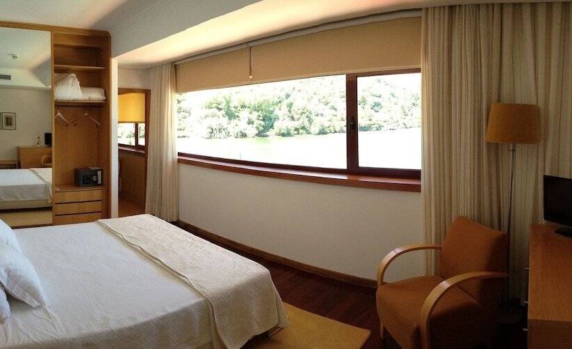 스탠다드 룸 강 전망, Douro Hotel Porto Antigo