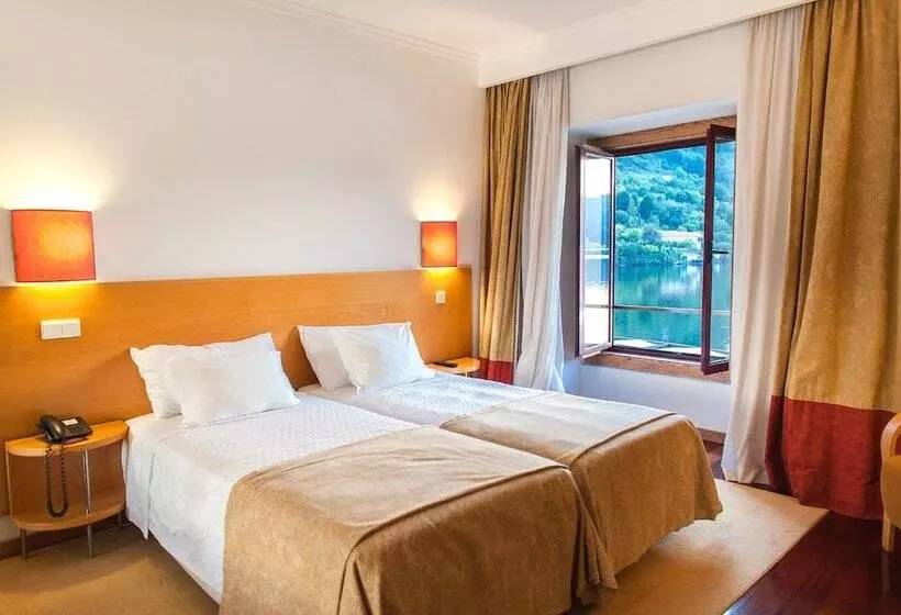 リバービュースタンダードルーム, Douro Hotel Porto Antigo
