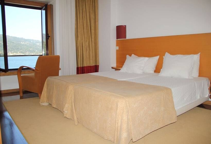 스탠다드 룸 강 전망, Douro Hotel Porto Antigo