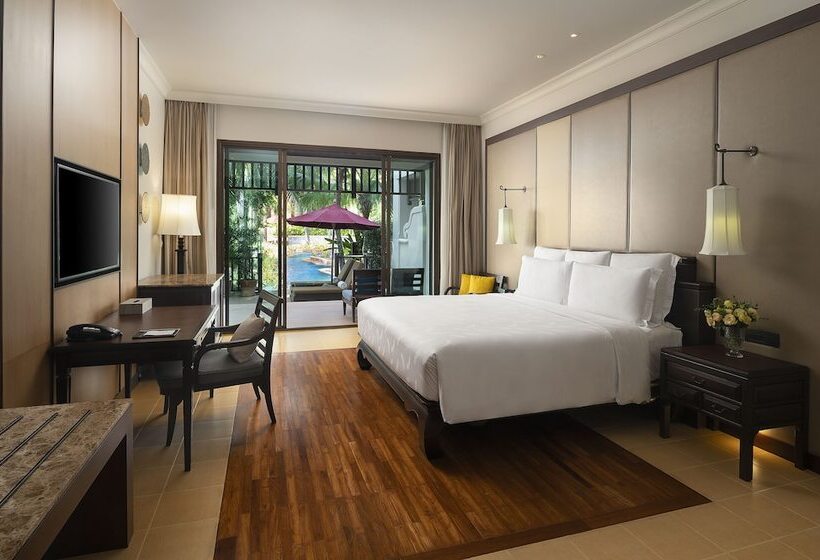 Номер Премиум Вид на Сад, Intercontinental Pattaya Resort, An Ihg