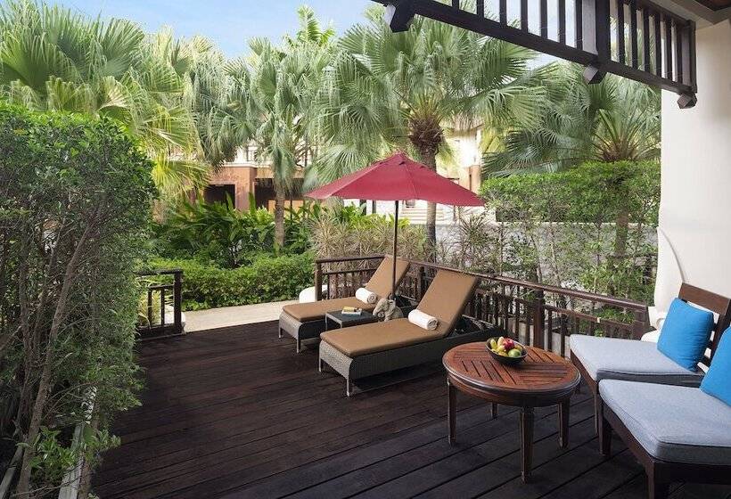 اتاق پریمیوم با چشم‌انداز باغ, Intercontinental Pattaya Resort, An Ihg