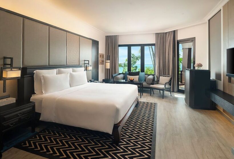سوئیت کلوب با چشم‌انداز دریا, Intercontinental Pattaya Resort, An Ihg