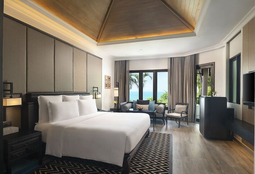 Клубный люкс с видом на море, Intercontinental Pattaya Resort, An Ihg