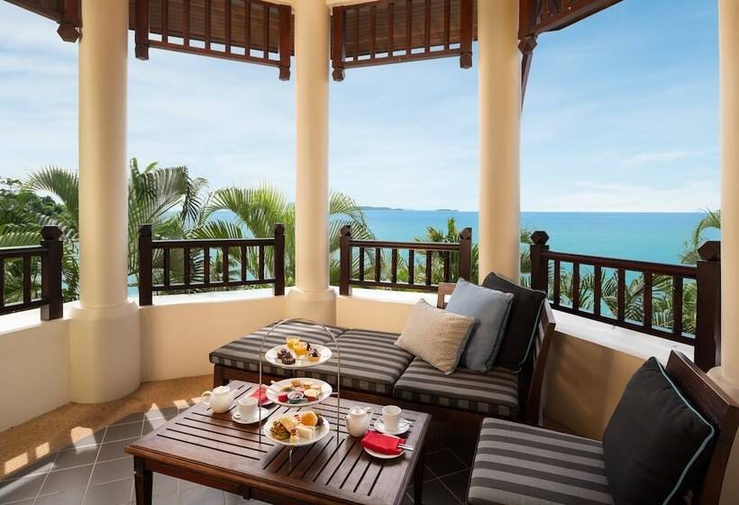 سوئیت کلوب با چشم‌انداز دریا, Intercontinental Pattaya Resort, An Ihg