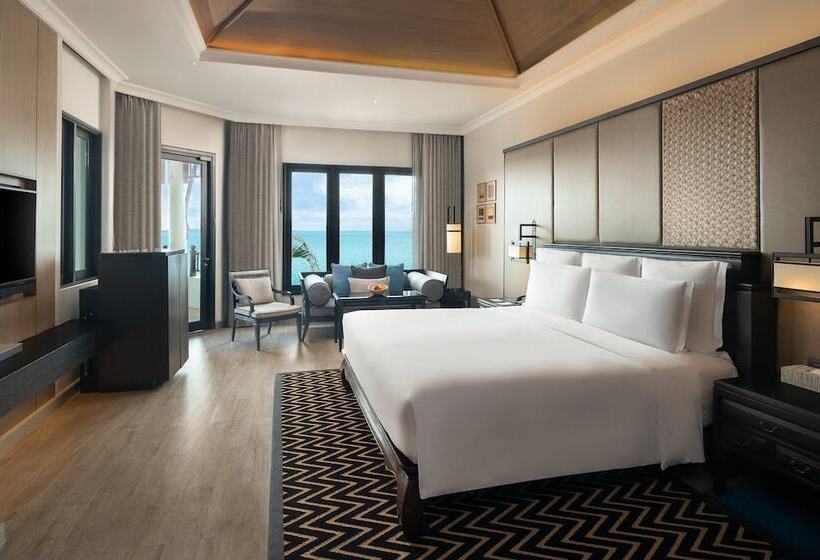 سوئیت کلوب با چشم‌انداز دریا, Intercontinental Pattaya Resort, An Ihg