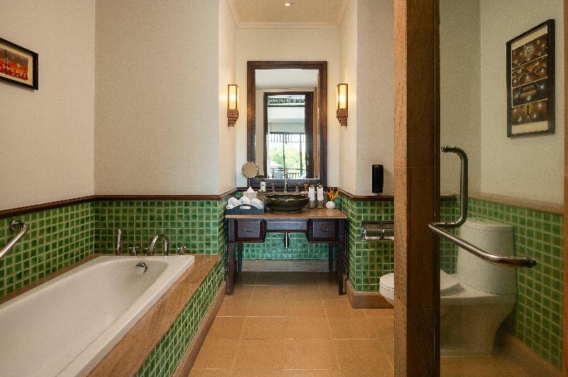 اتاق پریمیوم با چشم‌انداز باغ, Intercontinental Pattaya Resort, An Ihg