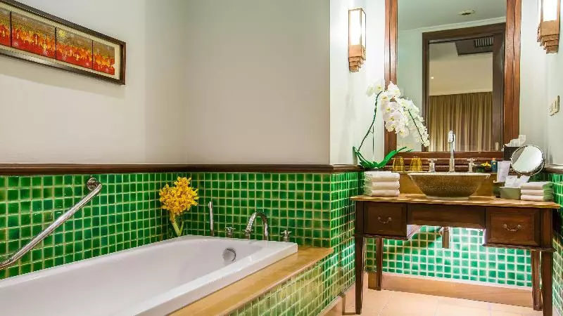 اتاق پریمیوم با چشم‌انداز باغ, Intercontinental Pattaya Resort, An Ihg