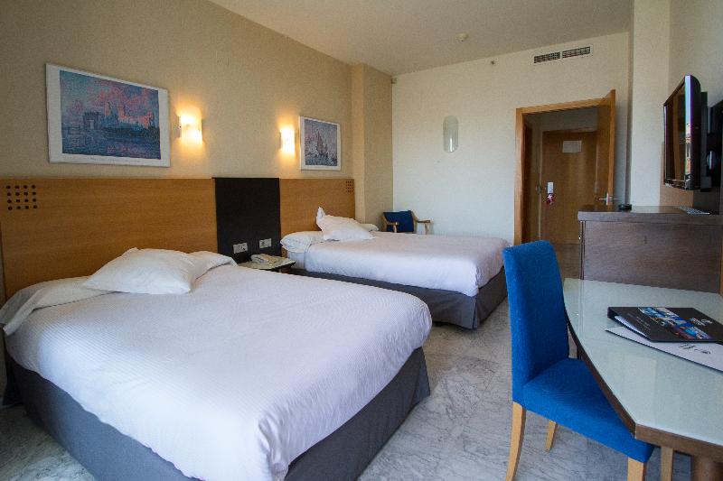 اتاق استاندارد, Lara World