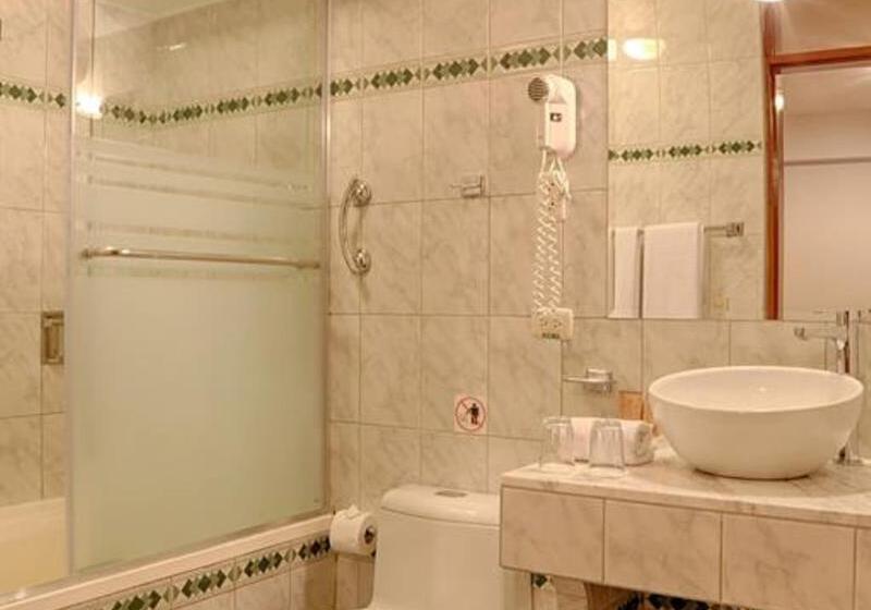 Номер Стандарт Трехместный, Munay Wasi Inn