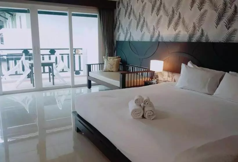 اتاق لوکس, Pattawia Resort & Spa, Pranburi