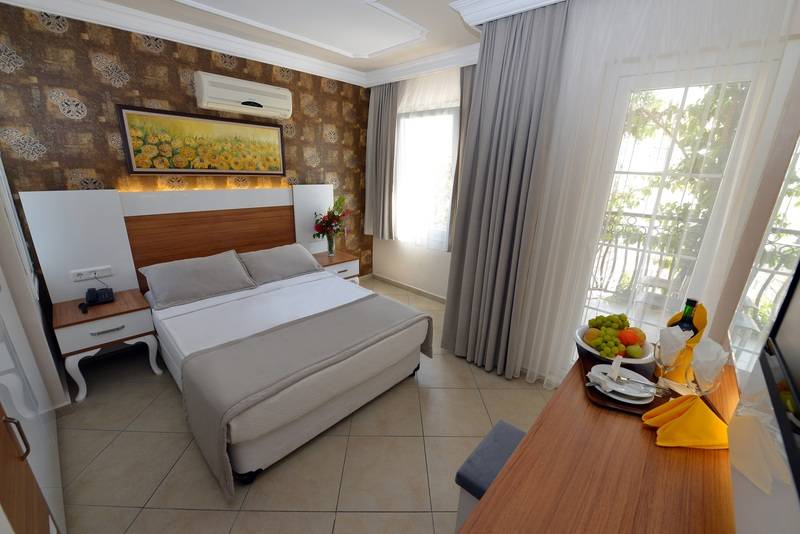 Номер Стандарт, Nicholas Park Hotel