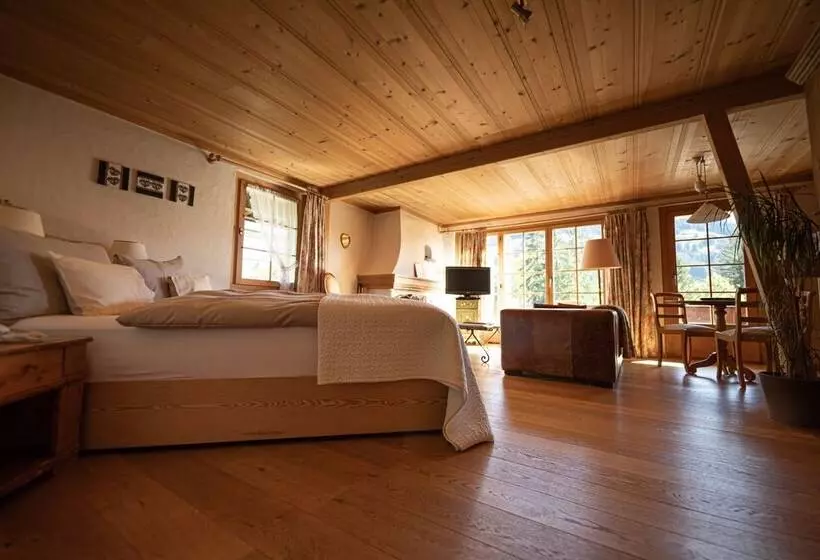 سوییت جونیور, Alpenrose Mit Gourmetrestaurant Azalee