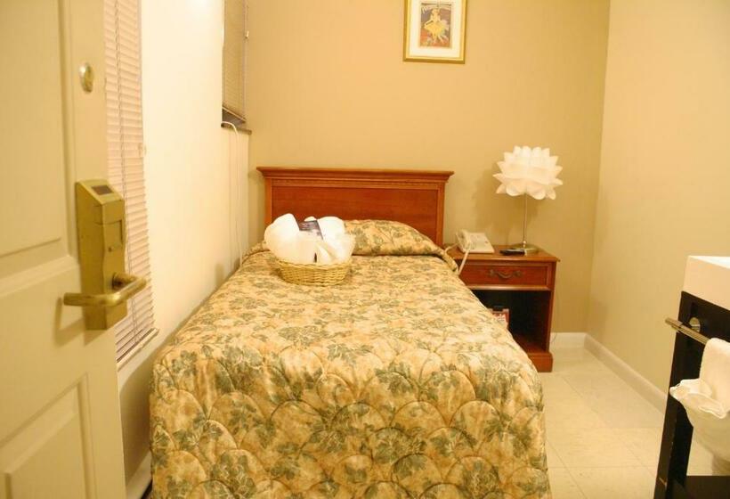 标准单人间共用浴室, Americana Inn