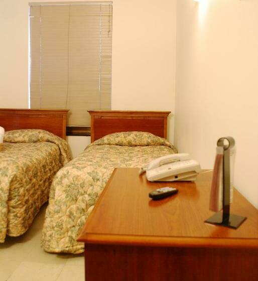 اتاق استاندارد با سرویس بهداشتی مشترک, Americana Inn