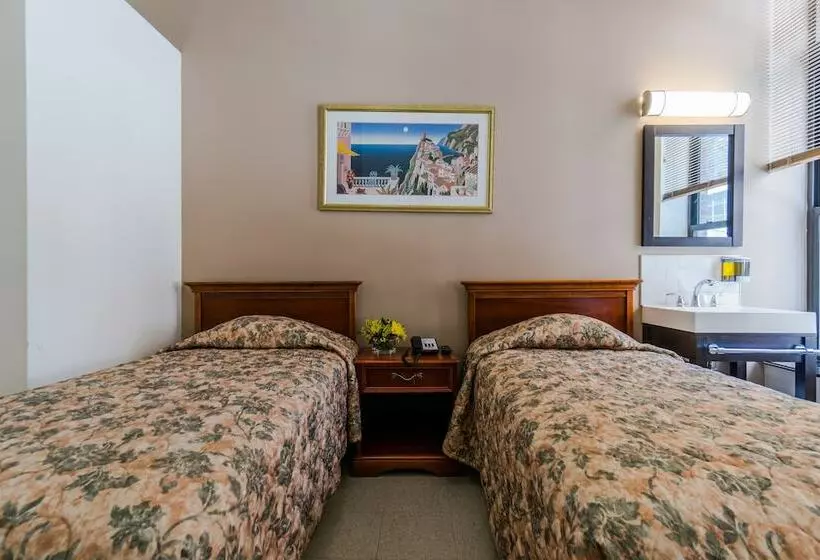 Standard-huone Jaettu Kylpyhuone, Americana Inn