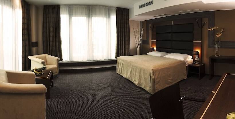 اتاق کلاس بیزنس, Art Hotel William