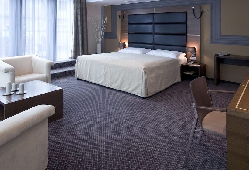 اتاق کلاس بیزنس, Art Hotel William