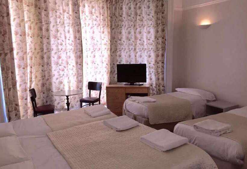 اتاق خانوادگی, Blue Bells