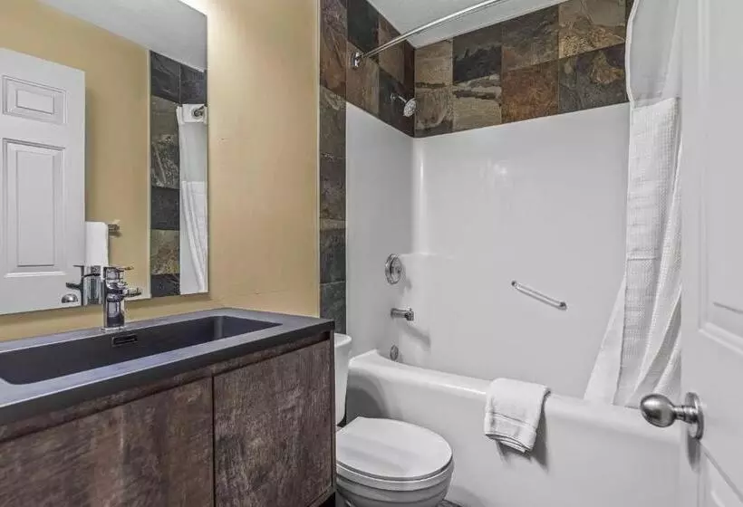 اتاق استاندارد, Canmore Rocky Mountain Inn