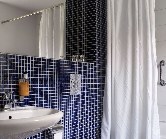 اتاق استاندارد, Dalahótel