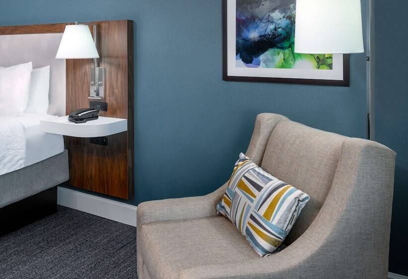 חדר סטנדרט שתי מיטות זוגיות, Hampton Inn Savannah Historic District