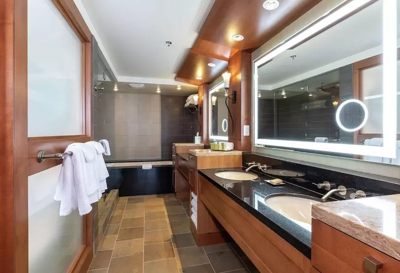سوئیت 2 خوابه, Hilton Whistler Resort & Spa