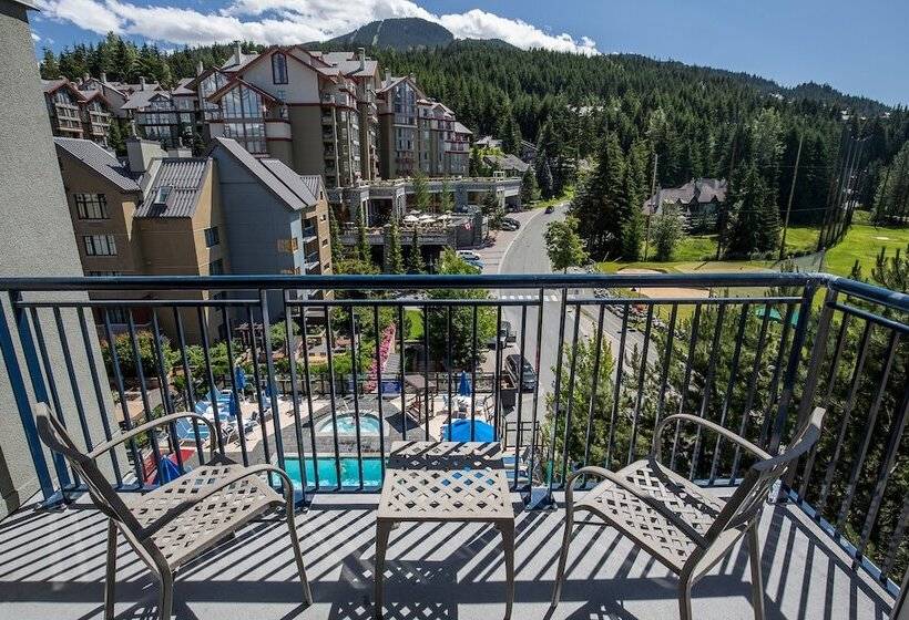Люкс, Hilton Whistler Resort & Spa