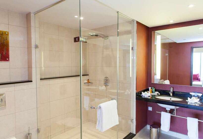 キングサイドベッドのスタンダードワンルーム, Hilton Whistler Resort & Spa