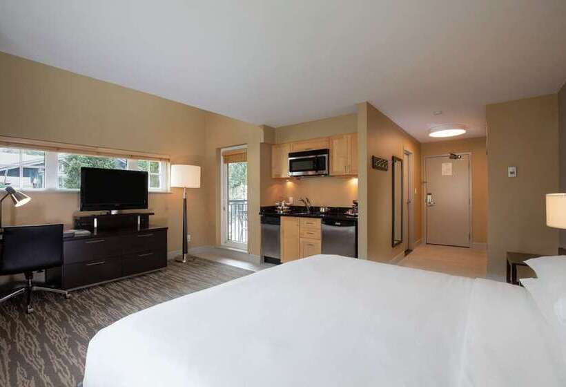 キングサイドベッドのスタンダードワンルーム, Hilton Whistler Resort & Spa