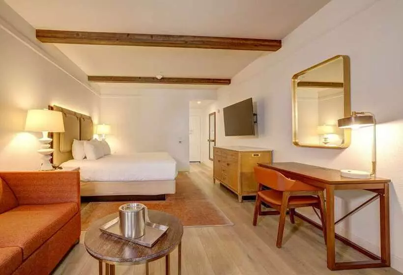 استودیو استاندارد با تخت کینگ, Hilton Whistler Resort & Spa