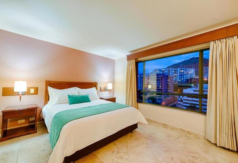 수피리어 룸, Obelisco