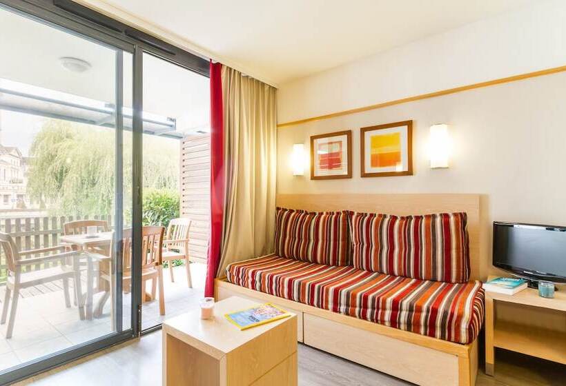 Студио Стандарт с Террасой, Pierre & Vacances Le Moulin Des Cordeliers