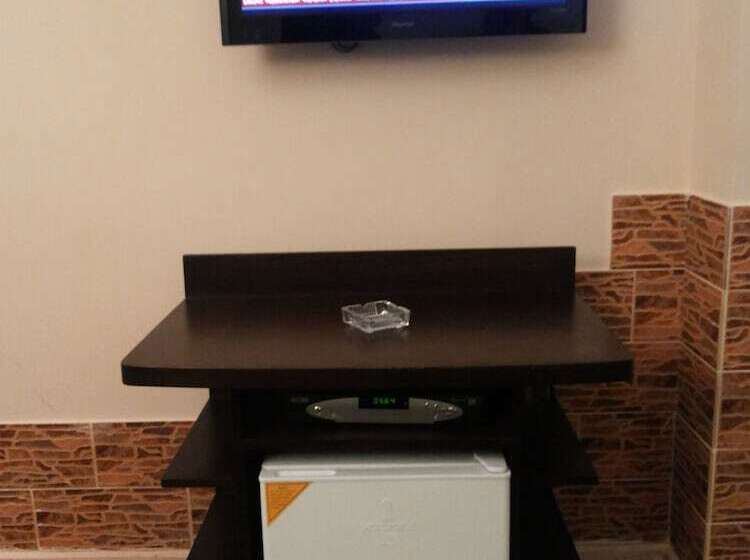 اتاق استاندارد یک نفره, Swiss Inn Hotel Mohandeseen