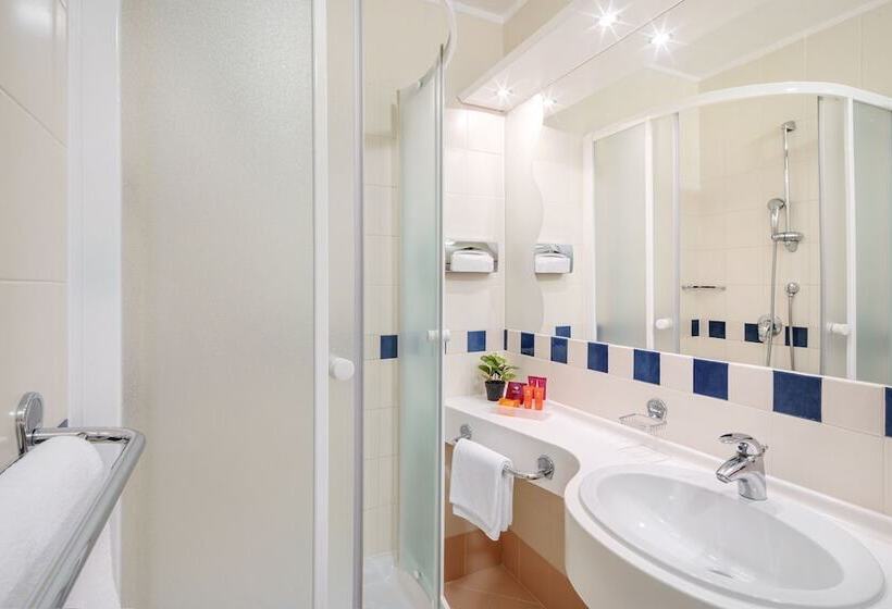 小型套房, Valamar Diamant