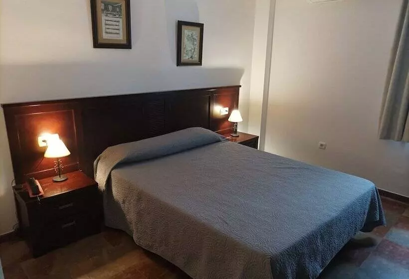 スーペリアールーム, Hostal San Cayetano