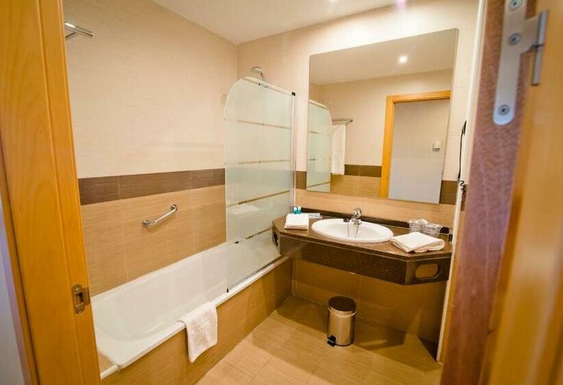 スタンダード４人部屋, Bahia Almunecar