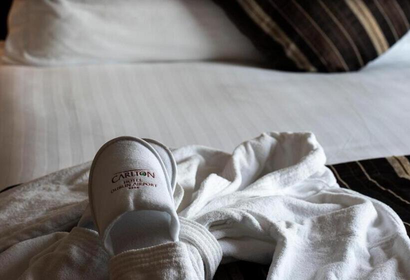سوئیت با بالکن, Carlton Hotel Dublin Airport