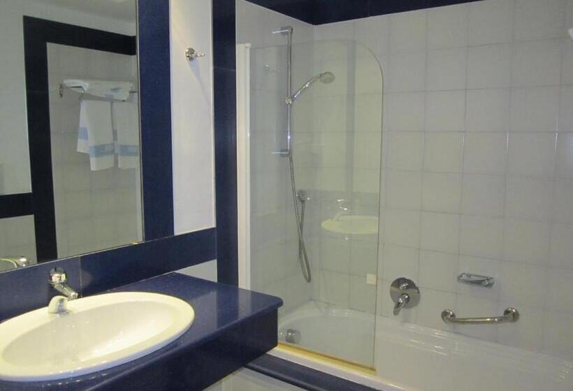 Трехместный Номер Стандарт с Балконом, Conchiglia D'oro