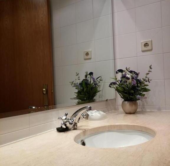 패밀리 스위트, Dos Loios