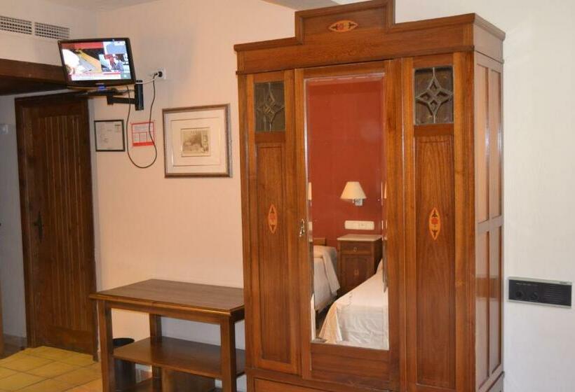 غرفة قياسية, Ghm Monachil