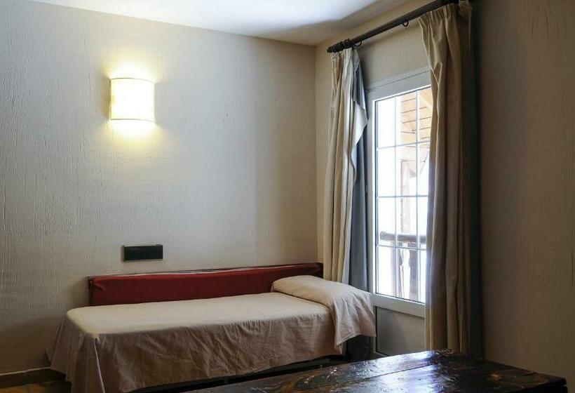 غرفة قياسية رباعية, Ghm Monachil