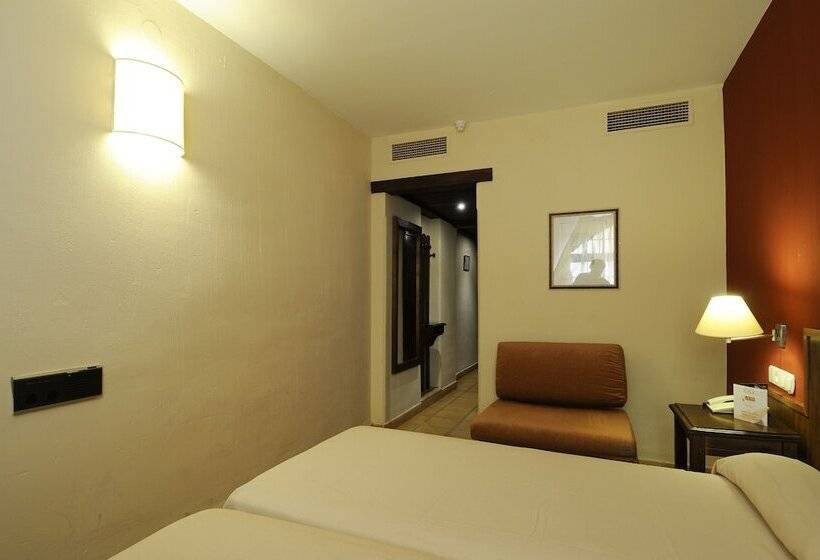 غرفة قياسية فردية, Ghm Monachil