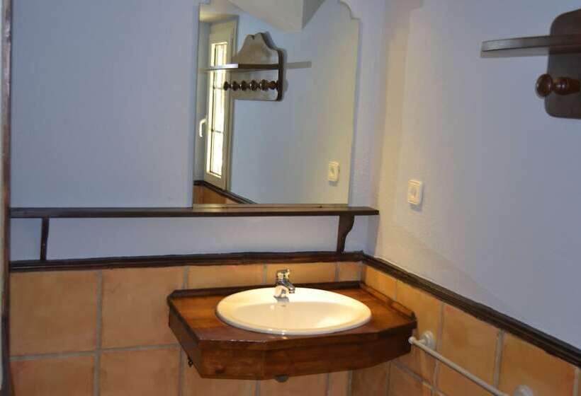 غرفة قياسية, Ghm Monachil