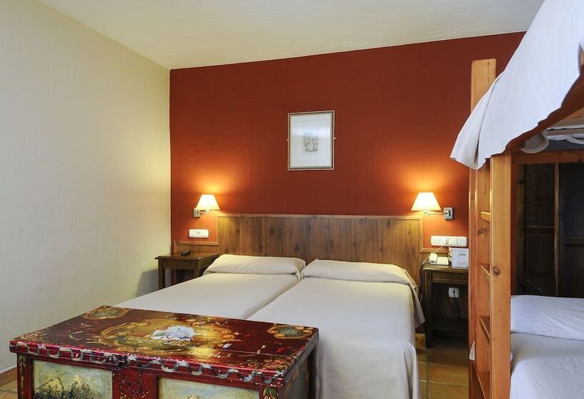 غرفة قياسية رباعية, Ghm Monachil