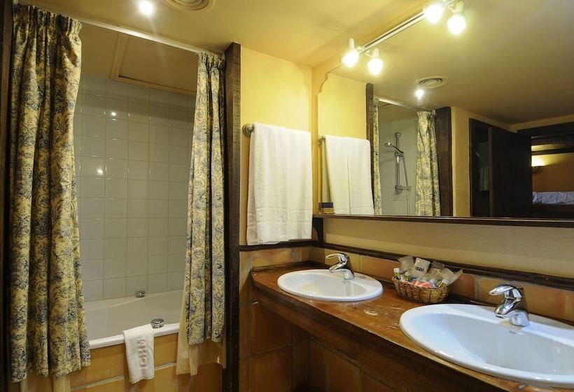 جناح جونيور, Ghm Monachil