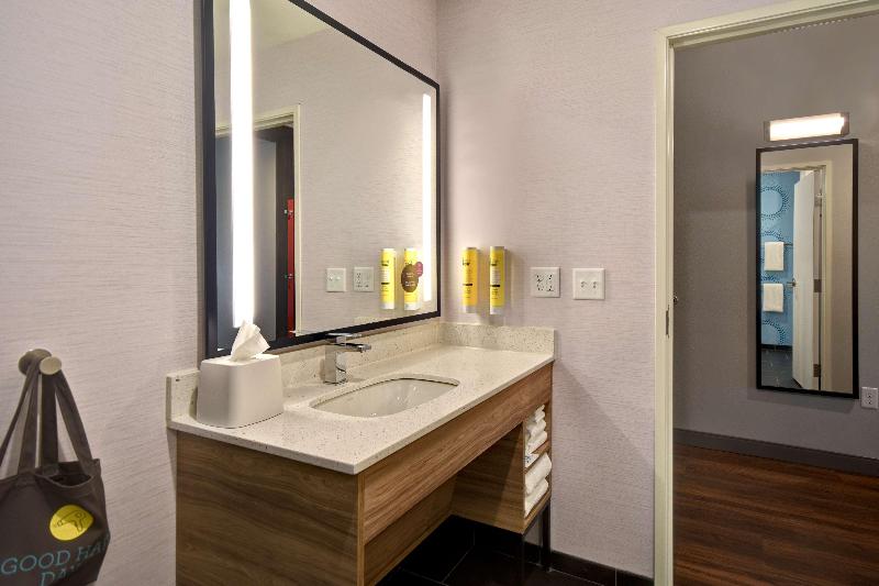 اتاق استاندارد سه نفره, Mercure Sibiu Airport