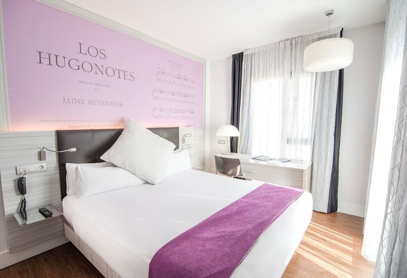 Номер Стандарт, Petit Palace Boqueria Garden